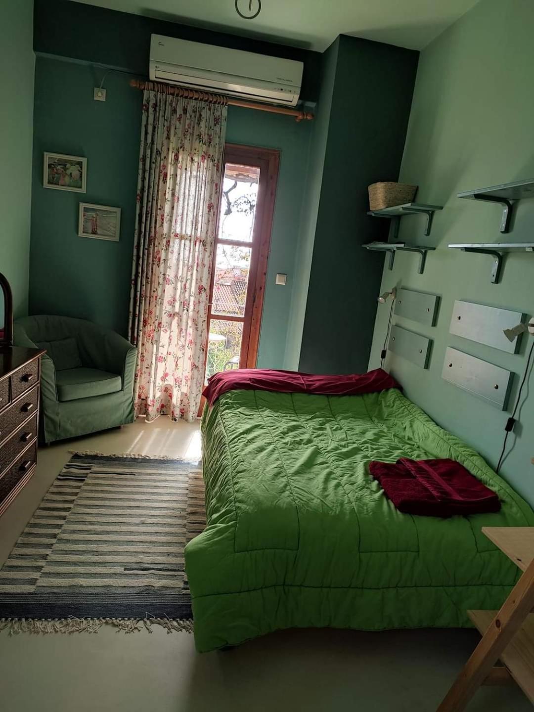 Iliolithos Rooms Kardamyli Exterior photo